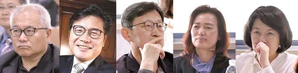 왼쪽부터 김형래 두원공과대학교 교수, 최재섭 남서울대 대학미래혁신위원장, 이승구 국민대 대학혁신추진단 실장, 이남순 송곡대학교 대외협력처장, 권민희 연성대학교 총장